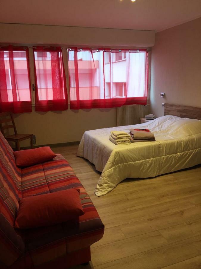 Appartements Boulevard Des Pyrenees Pau Luaran gambar
